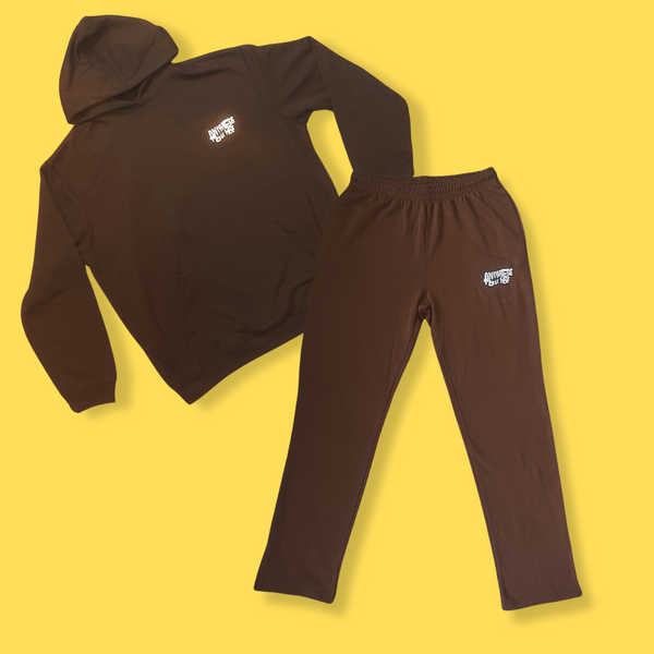 ANYWHERE BUT HERE HOODIE & JOG PANTS (BROWN)