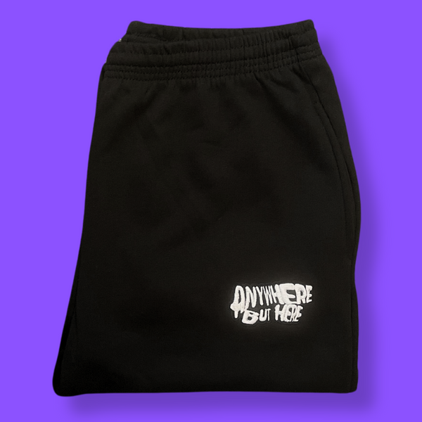 ANYWHERE BUT HERE JOG PANTS (BLACK)